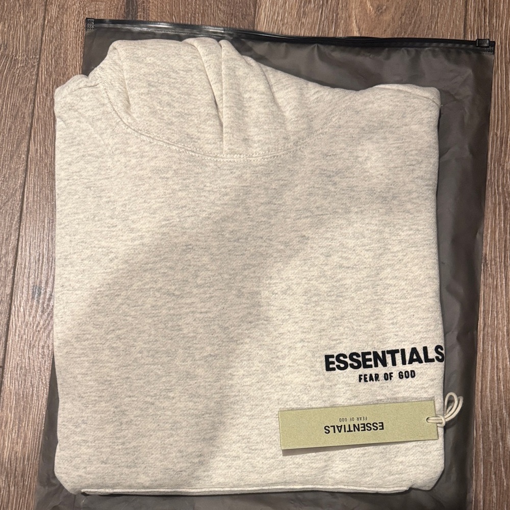 Men's Gray Sweater